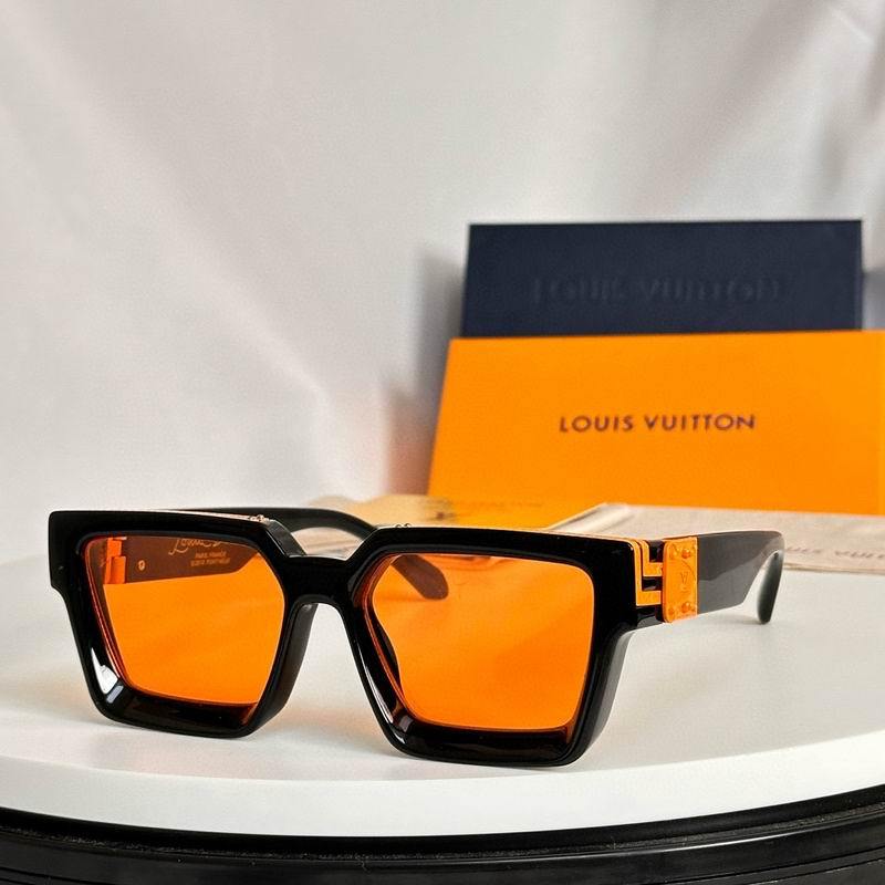 LV Sunglasses 261